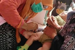 Konsultasi kesehatan secara keseluruhan dan konsultasi kejiwaan