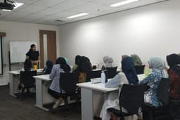 Konsultasi Karir, CV Breakdown, dan Latihan Interview