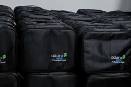 Organizer pouch kit.