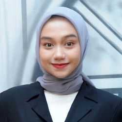 Fenny Inas Fatinah